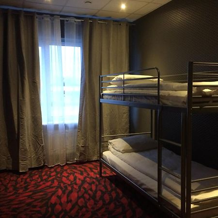 Loft Car Factory Hostel Warsaw Room photo
